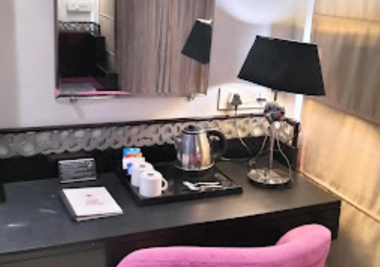 Hotel Siddharth Premiere Chandrapur Екстериор снимка