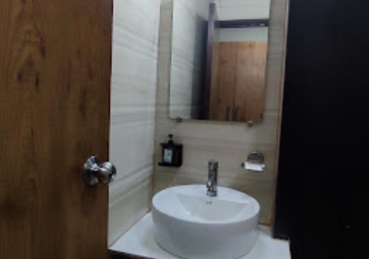 Hotel Siddharth Premiere Chandrapur Екстериор снимка